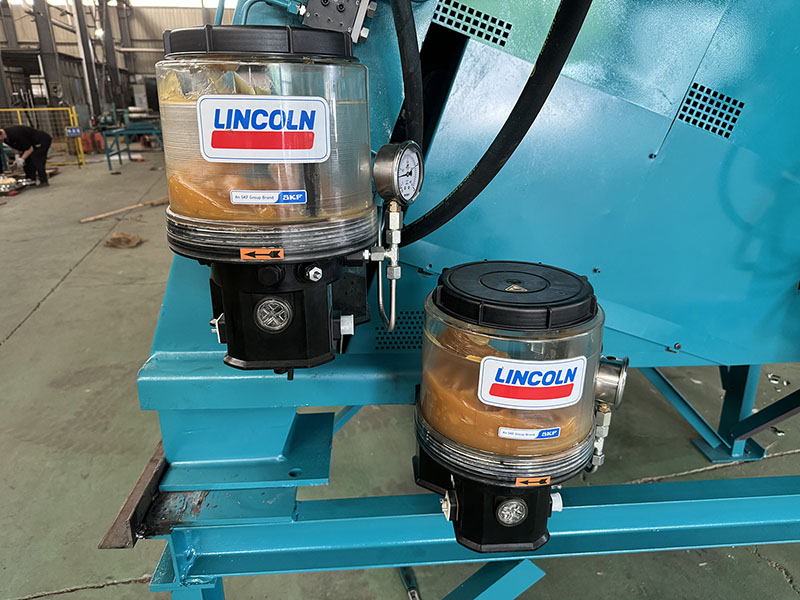 混合机备件润滑泵